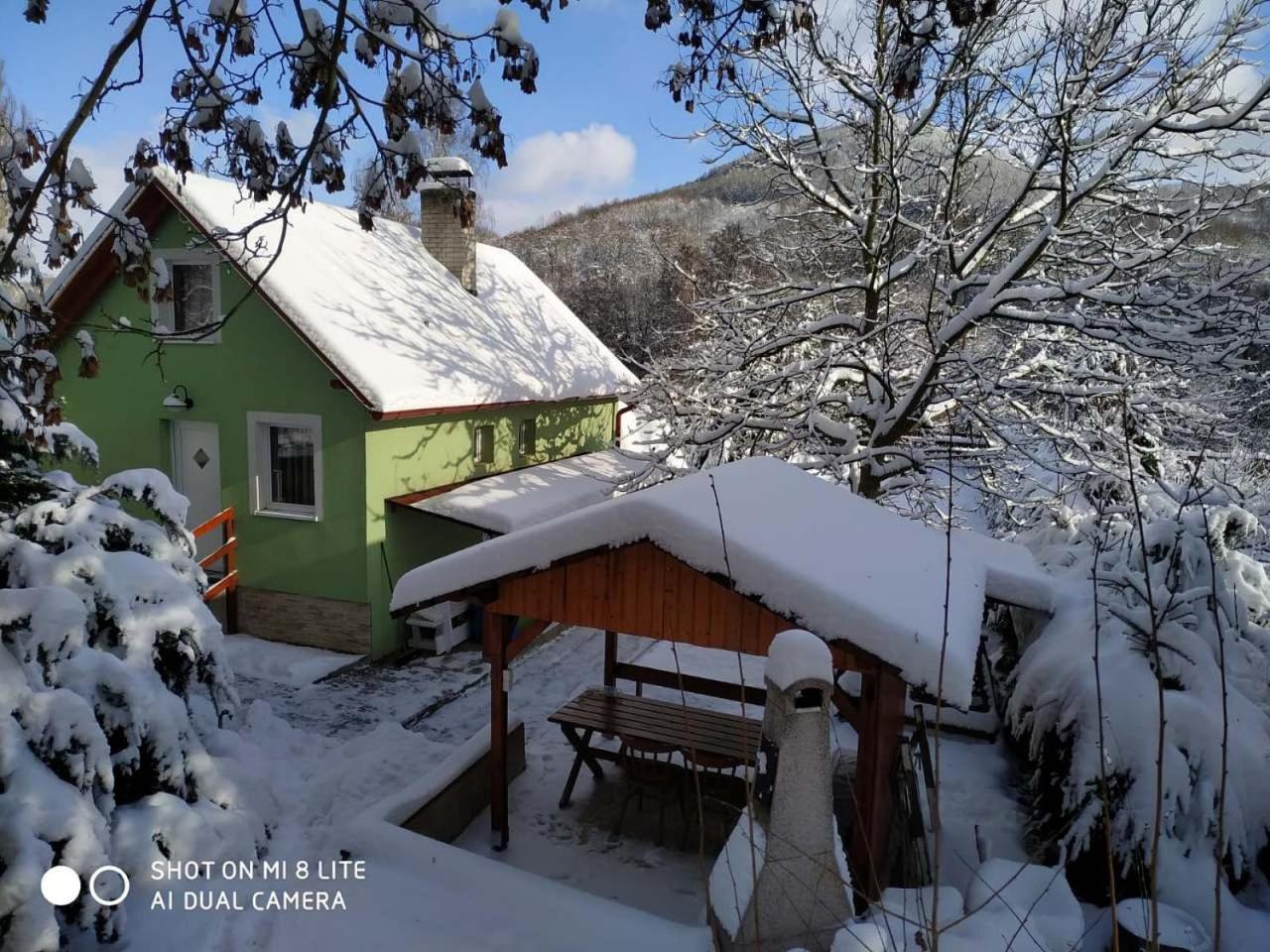 Chata Lazne Evzenie Klášterec nad Ohří Exteriör bild