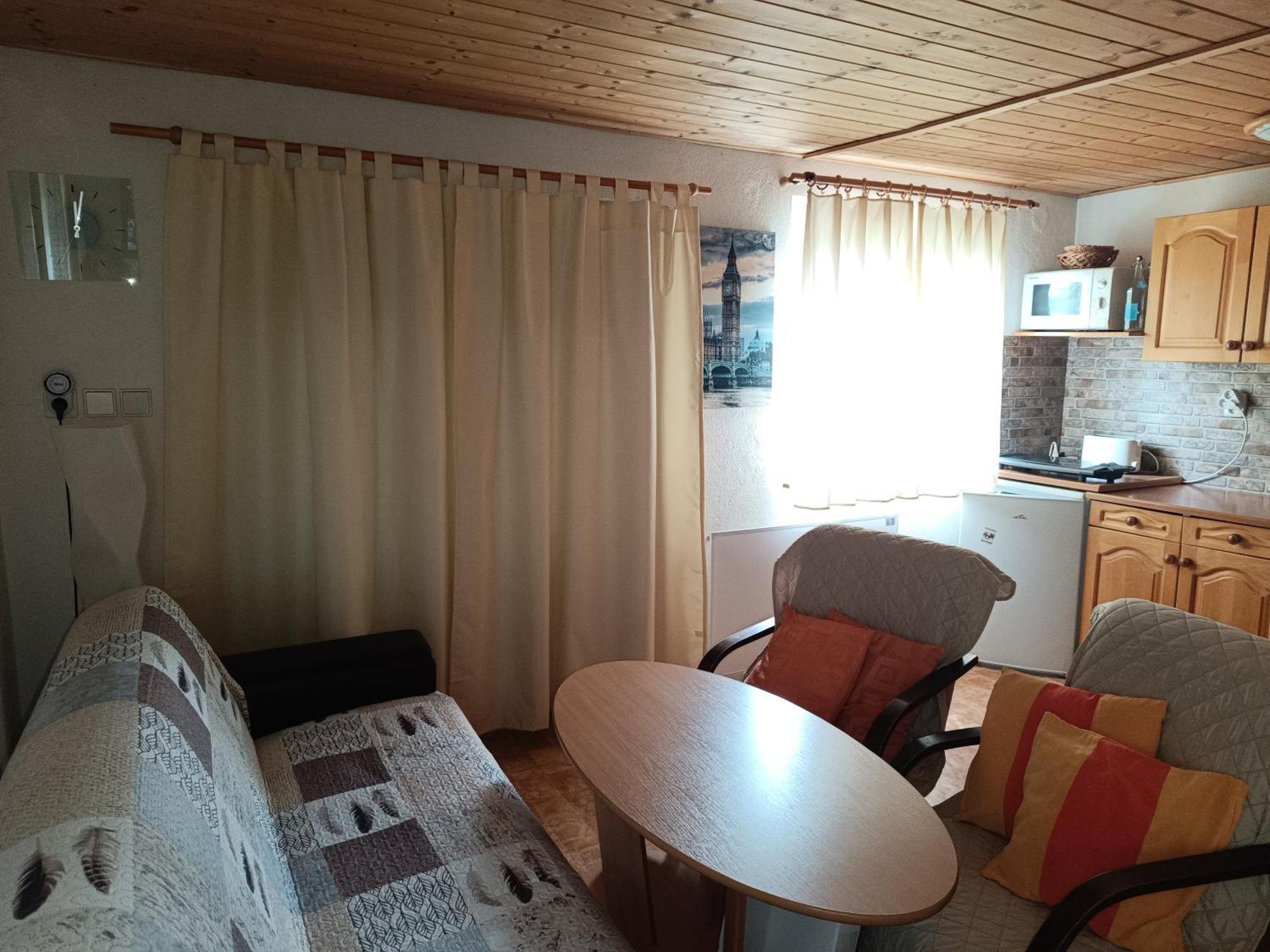 Chata Lazne Evzenie Klášterec nad Ohří Exteriör bild