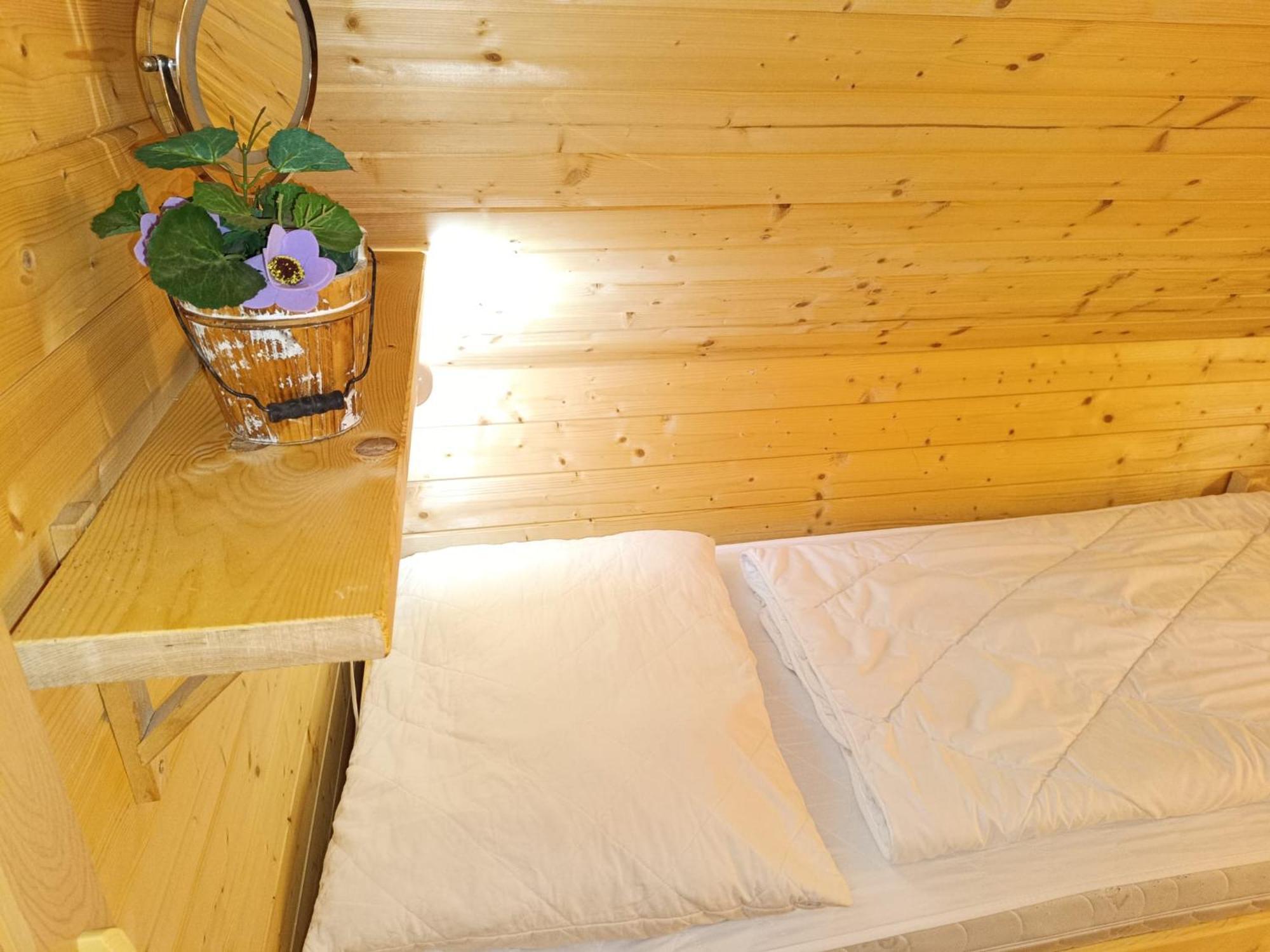 Chata Lazne Evzenie Klášterec nad Ohří Exteriör bild